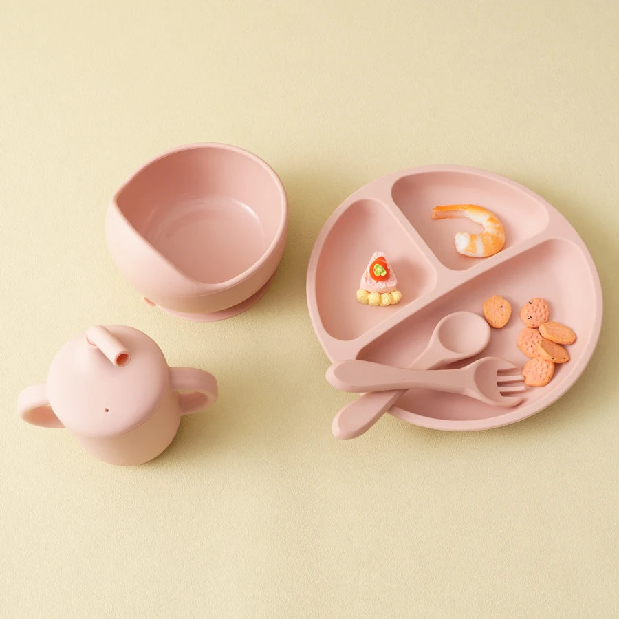 New BPA Free Silicone Baby Feeding Set Sucker Bowl Dinning Dishes
