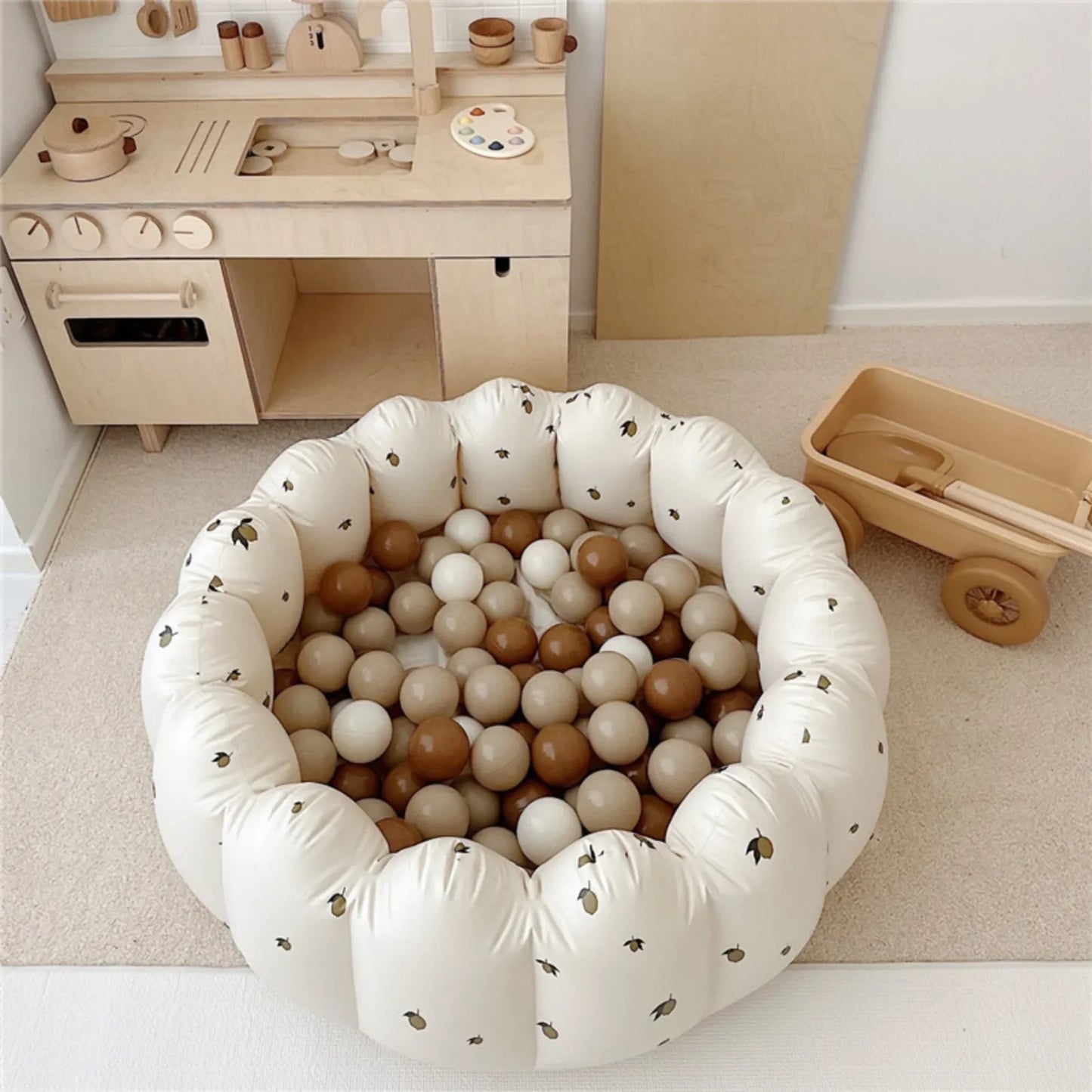 Baby shower basin, baby folding inflatable learning seat,