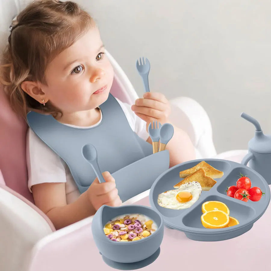 8PCS/Set BPA Free Silicone Baby Feeding Set Sucker Bowl Dishes Plate